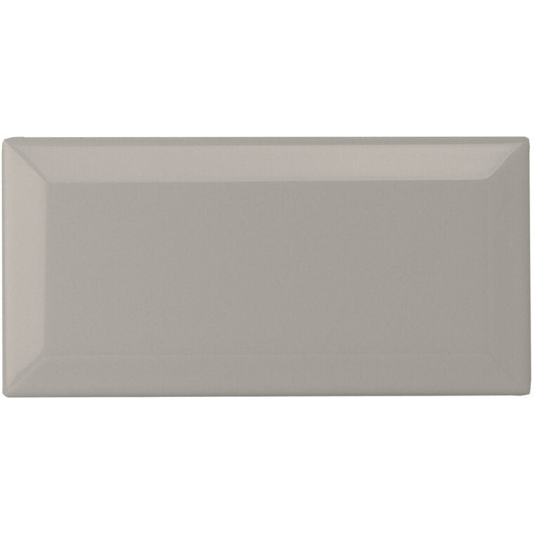 Brilliant White Metro, 150 x 75 x 7