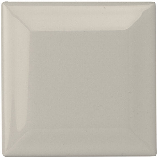 Metro Corner 75 x 75 x 7
