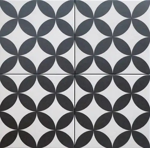 La Madeleine Gilles Noir 200 x 200