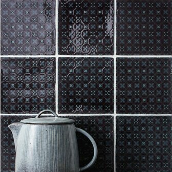 Ormeaux on Sloe , 130 x 130 x 10