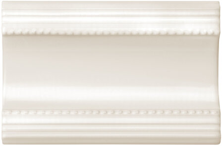 Vintage White Cornice, 152 x 75