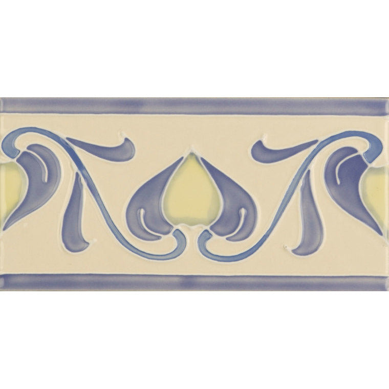 Lilium Border on Country White , 152 x 76 x 7